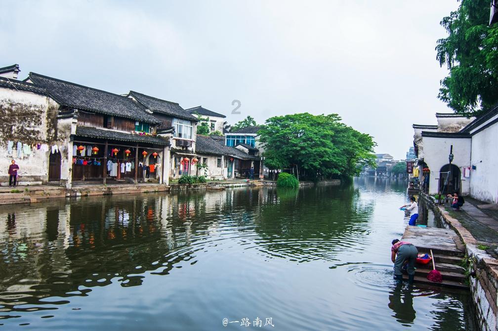 3D滚动球